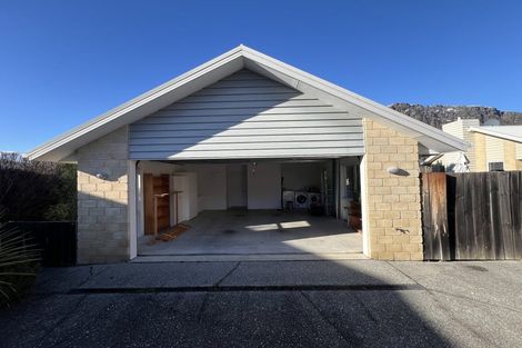 Photo of property in 7 Maple Court, Arthurs Point, Queenstown, 9371