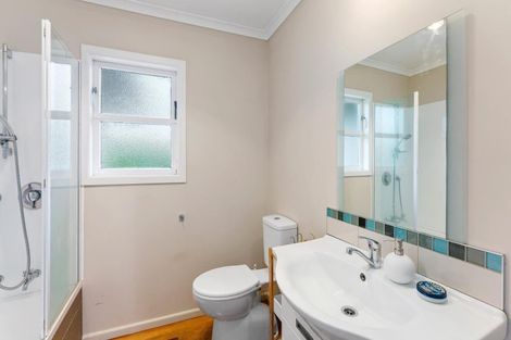 Photo of property in 16 Lemon Street, Otaki, 5512
