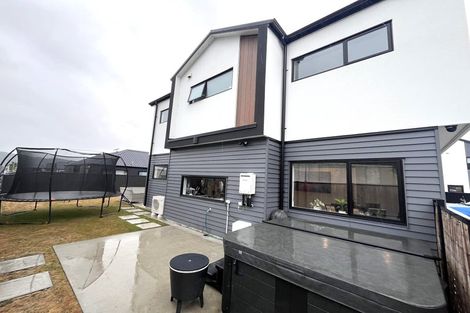 Photo of property in 8 Balmerino Lane, Wallaceville, Upper Hutt, 5018