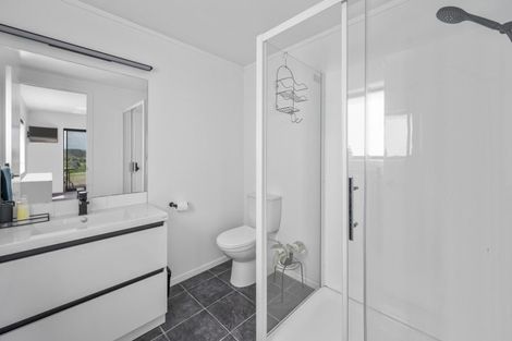 Photo of property in 49 Seafield Road, Eskdale, Napier, 4182