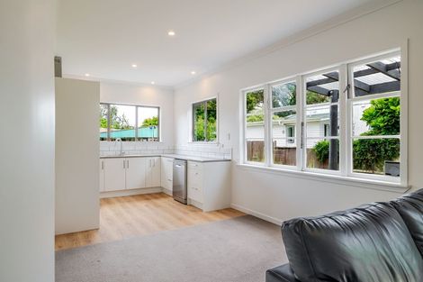 Photo of property in 38 Savage Crescent, West End, Palmerston North, 4412