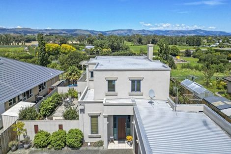 Photo of property in 55 Royal Oak Drive, Kelvin Grove, Palmerston North, 4414