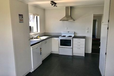 Photo of property in 2/141 Windermere Drive, Poike, Tauranga, 3112