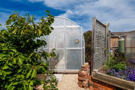 Photo of property in 8 Moorhouse Street, Waimate, 7924