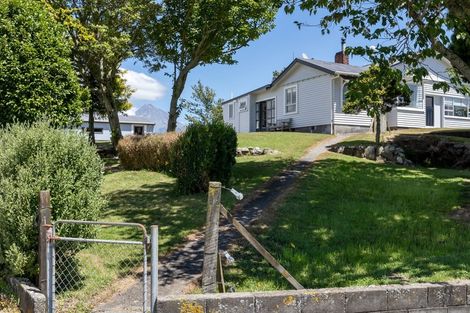 Photo of property in 1397 Egmont Road, Egmont Village, Inglewood, 4386