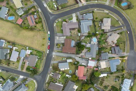Photo of property in 12 Harbour Crest Drive, Waiuku, 2123