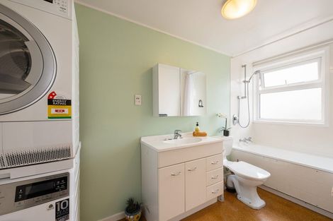 Photo of property in 6/24 Patanga Crescent, Thorndon, Wellington, 6011