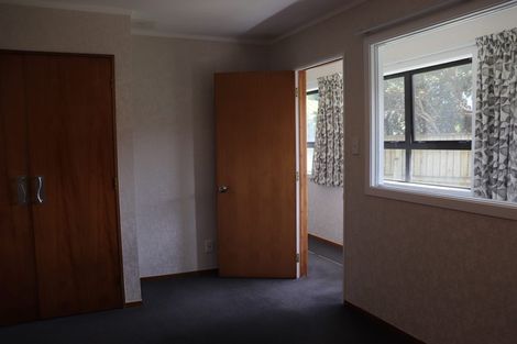 Photo of property in 42-44 David Crescent, Karori, Wellington, 6012