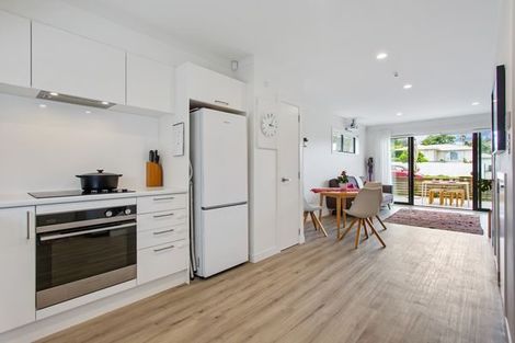 Photo of property in 16a Putini Road, Mangere Bridge, Auckland, 2022