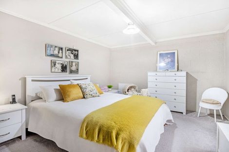 Photo of property in 2 Langley Avenue, Milson, Palmerston North, 4414