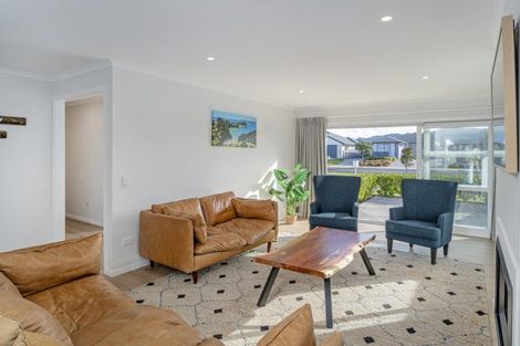 Photo of property in 100 Kupe Drive, Whitianga, 3510