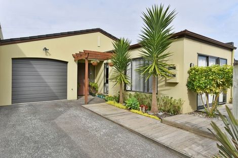 Photo of property in 17b Ksenia Drive, Flat Bush, Auckland, 2019