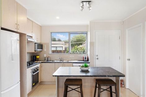 Photo of property in 27 Sandrine Avenue, Clover Park, Auckland, 2019