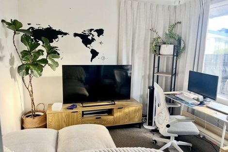 Photo of property in 120 Mountain Road, Mangere Bridge, Auckland, 2022