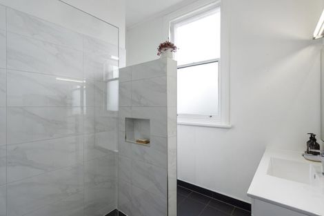 Photo of property in 422 Highgate, Roslyn, Dunedin, 9010