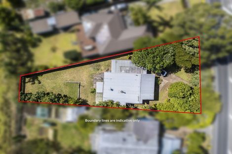 Photo of property in 50 Hobsonville Road, West Harbour, Auckland, 0618