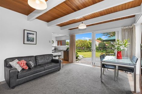 Photo of property in 14a Jamell Place, Avonhead, Christchurch, 8042