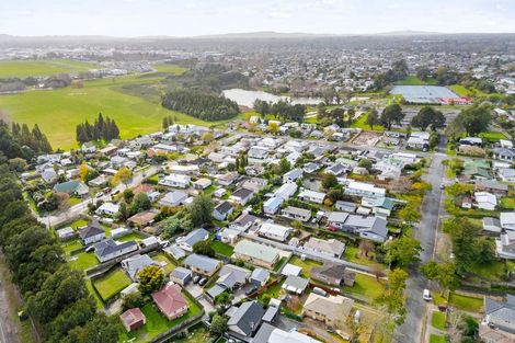 Photo of property in 10 Tui Avenue, Forest Lake, Hamilton, 3200