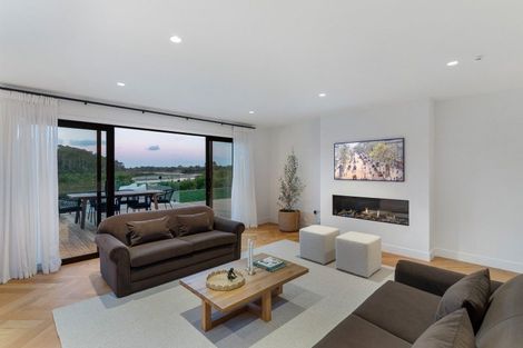 Photo of property in 88 Riverhead Point Drive, Riverhead, 0820