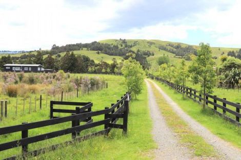 Photo of property in 1281 Whangaripo Valley Road, Whangaripo, Wellsford, 0972
