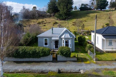 Photo of property in 17 Whitehaven Street, Lawrence, 9532