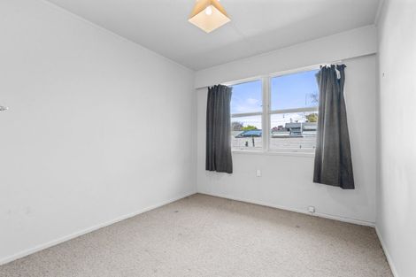 Photo of property in 10 Mahupuku Street, Greytown, 5712