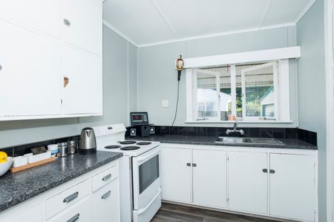 Photo of property in 59 Endcliffe Road, Kaiti, Gisborne, 4010