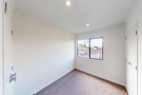 Photo of property in 8/16 Russell Road, Manurewa, Auckland, 2102