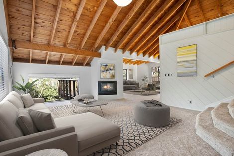 Photo of property in 32 Moorgreen Heights, Torbay, Auckland, 0630