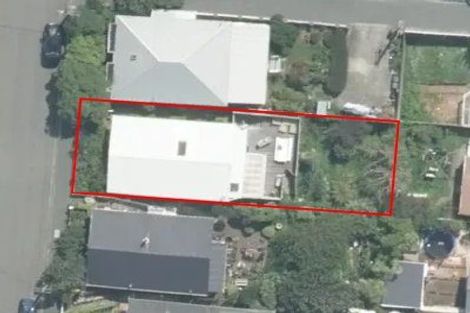 Photo of property in 3 Waikato Street, Island Bay, Wellington, 6023