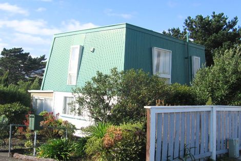 Photo of property in 12 Glen Alton Avenue, Paparangi, Wellington, 6037