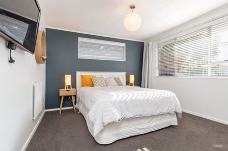 Photo of property in 18 Redwood Street, Elderslea, Upper Hutt, 5018