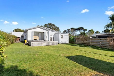 Photo of property in 29 Lorenzen Bay Road, Raglan, 3225