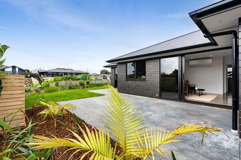 Photo of property in 9b James Drive, Bell Block, New Plymouth, 4312