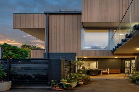 Photo of property in 102a Esplanade, Sumner, Christchurch, 8081