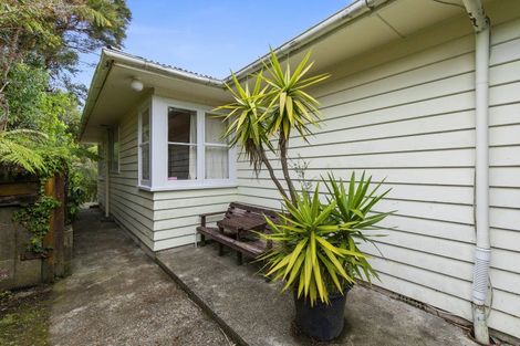 Photo of property in 34 John Street, Stokes Valley, Lower Hutt, 5019