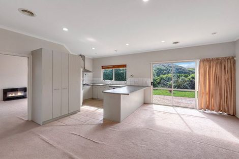 Photo of property in 107 Kentwood Drive, Woodridge, Wellington, 6037