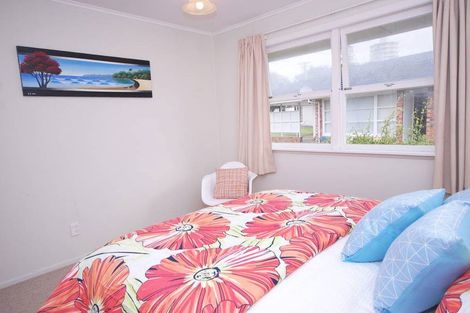 Photo of property in 1/2 Saltburn Road, Milford, Auckland, 0620