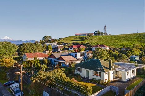 Photo of property in 10 Blagdon Road, Blagdon, New Plymouth, 4310