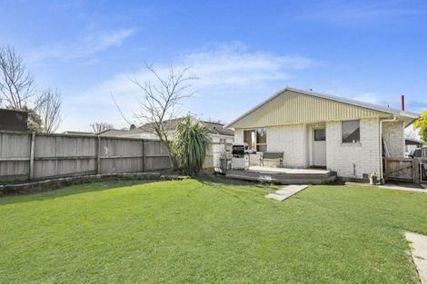 Photo of property in 355 Main North Road, Redwood, Christchurch, 8051