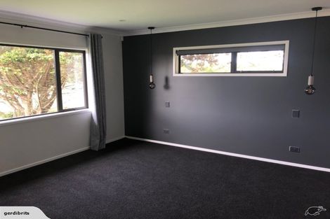 Photo of property in 13 Oxnam Place, Foxton Beach, Foxton, 4815