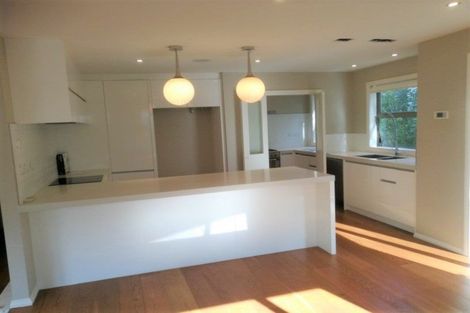 Photo of property in 27 Momona Road, Greenlane, Auckland, 1051