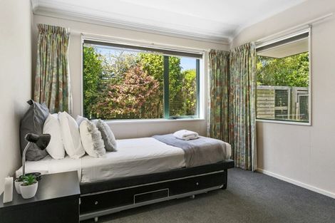 Photo of property in 30 Fairview Terrace, Waipahihi, Taupo, 3330