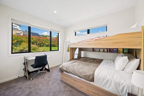 Photo of property in 11 Clutha Place, Wanaka, 9305