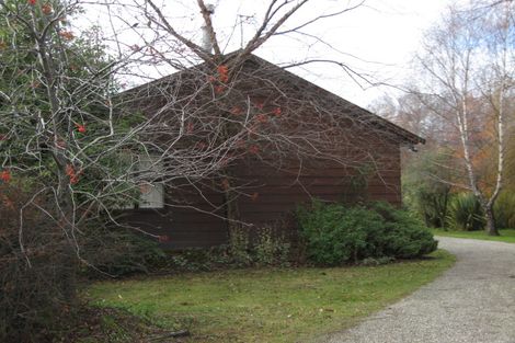 Photo of property in 4 Lindsay Place, Wanaka, 9305