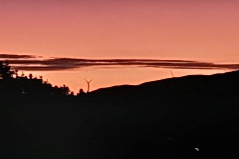 Photo of property in 62 Colchester Crescent, Newlands, Wellington, 6037