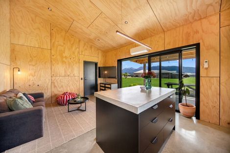 Photo of property in 49 Pukutahi Drive, Te Anau, 9600