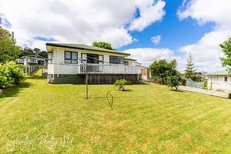 Photo of property in 13a Whaka Street, Maungaturoto, 0520