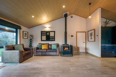 Photo of property in 23 Teal Place, Lake Hawea, Wanaka, 9382