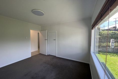 Photo of property in 31 Creamer Avenue, Belmont, Auckland, 0622
